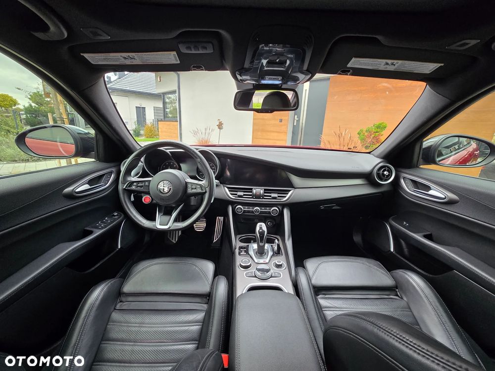 Alfa Romeo Giulia 2.0 Turbo 16V AT8 Veloce - 30
