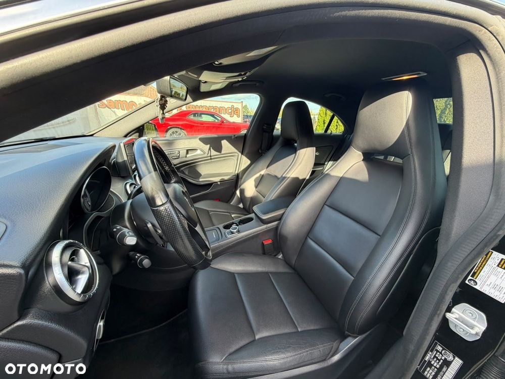 Mercedes-Benz CLA - 24