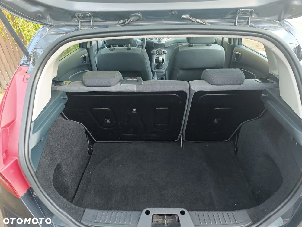 Ford Fiesta 1.25 Trend - 23