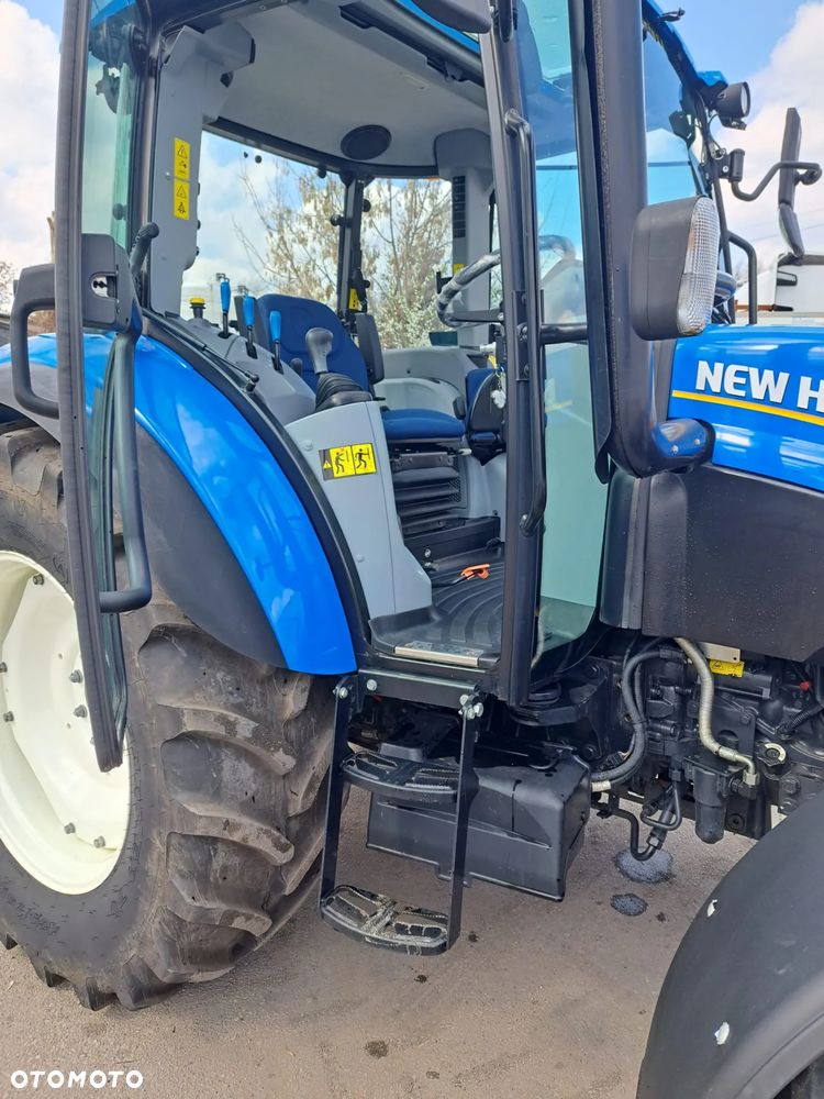 New Holland T5.95 - 17