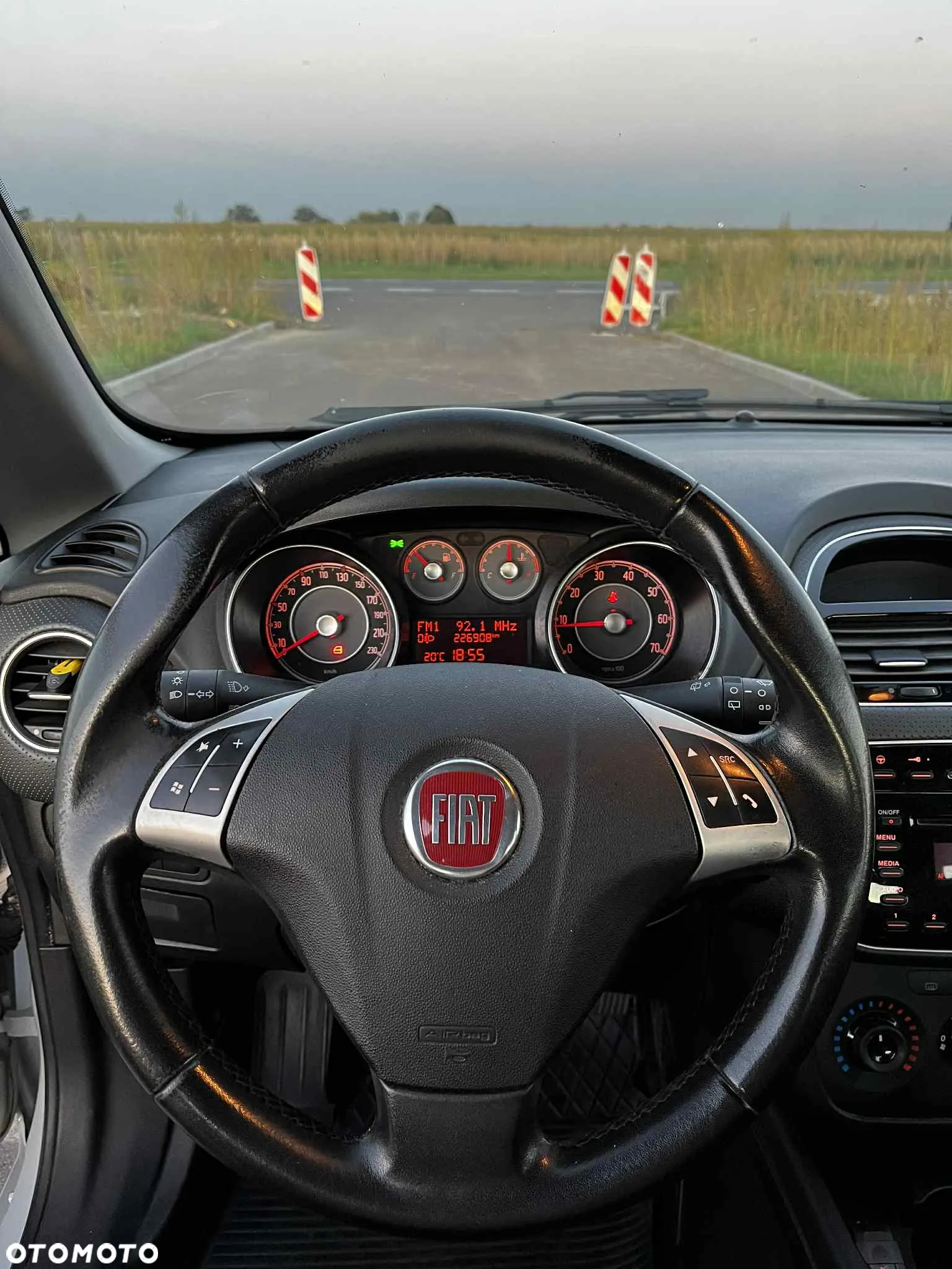 Fiat Punto Evo 1.4 8V Estiva Blue&Me - 10