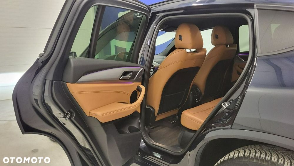 BMW X4 - 21