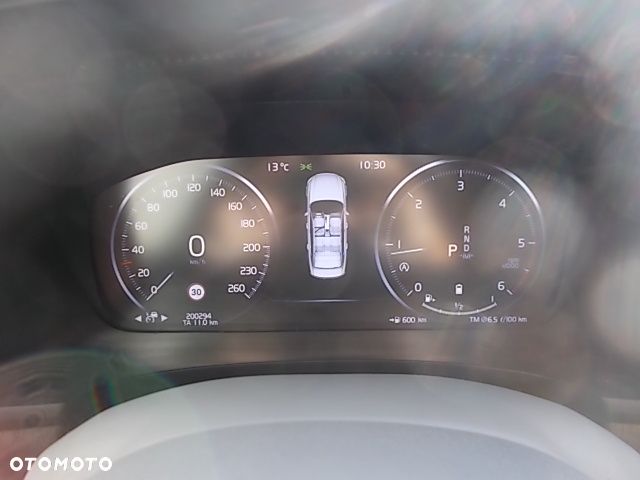 Volvo S90 - 16