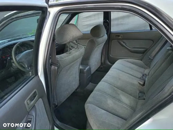 Toyota Camry - 7