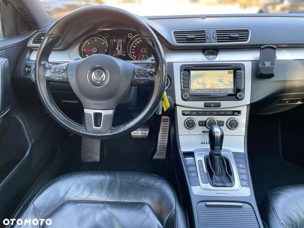 Volkswagen Passat Alltrack 2.0 TDI 4Motion DSG BlueMotion Tec - 15