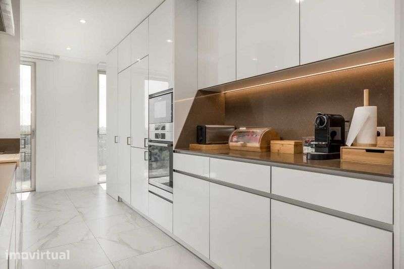 Apartamento de Luxo, T3, inserido no Edifício E-VOLUTION - Grande imagem: 2/12