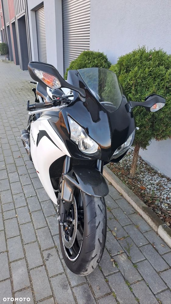 Honda CBR - 12