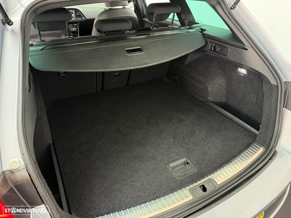 SEAT Leon ST 1.6 TDI FR DSG S/S - 12