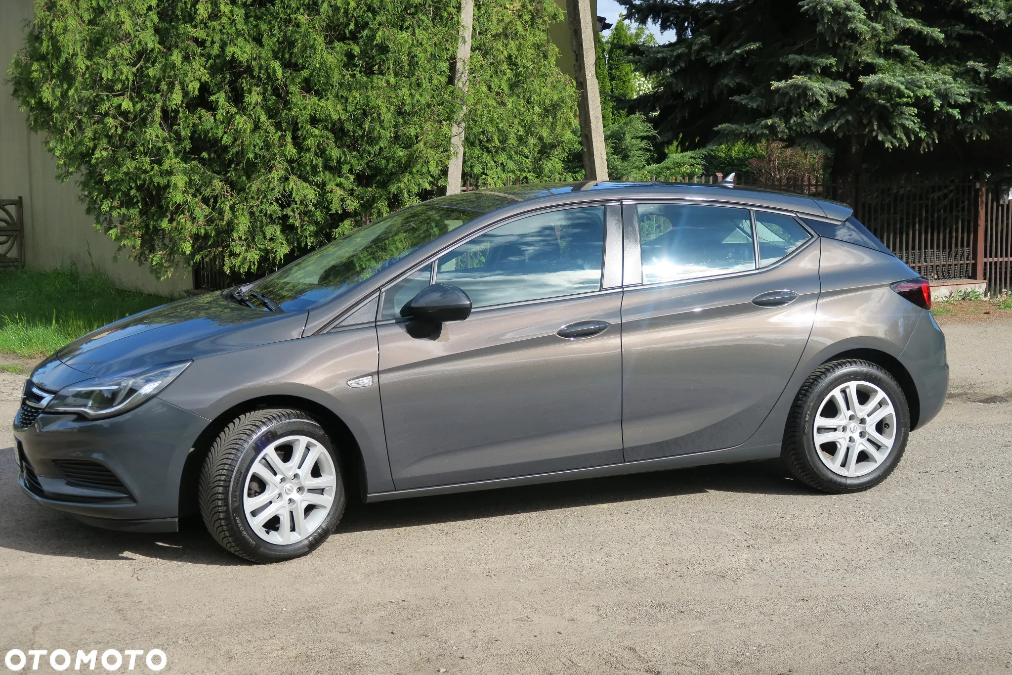 Opel Astra 1.6 D (CDTI) Edition - 12