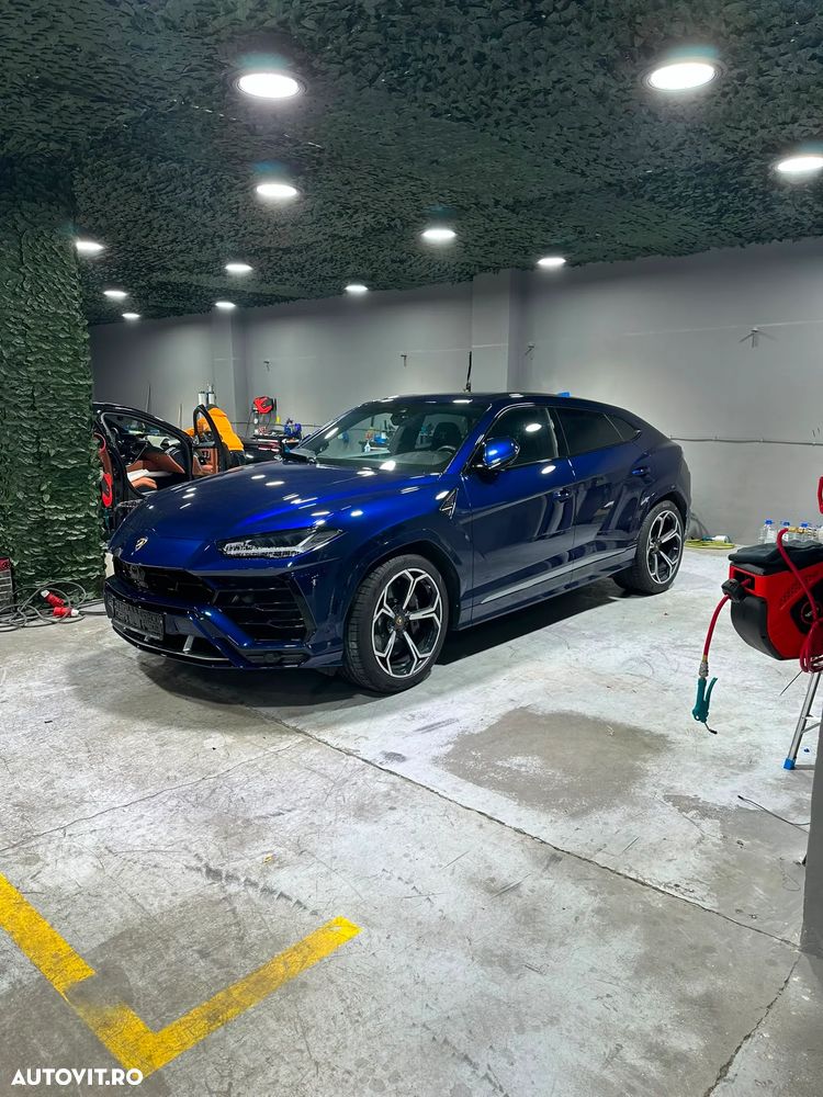 Lamborghini URUS - 2