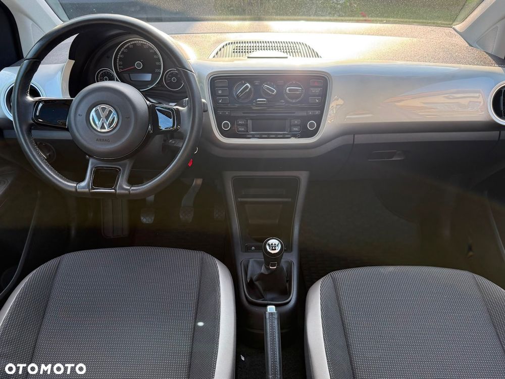 Volkswagen up! 1.0 high - 5