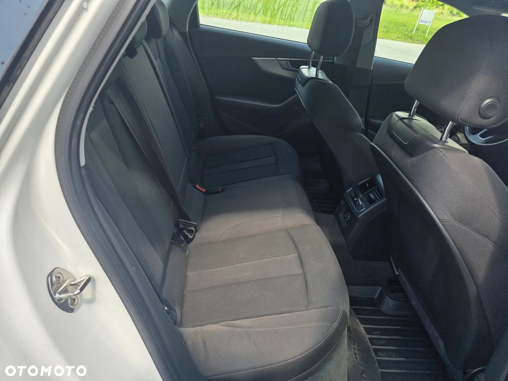 Audi A4 Avant 2.0 TDI S tronic sport - 21