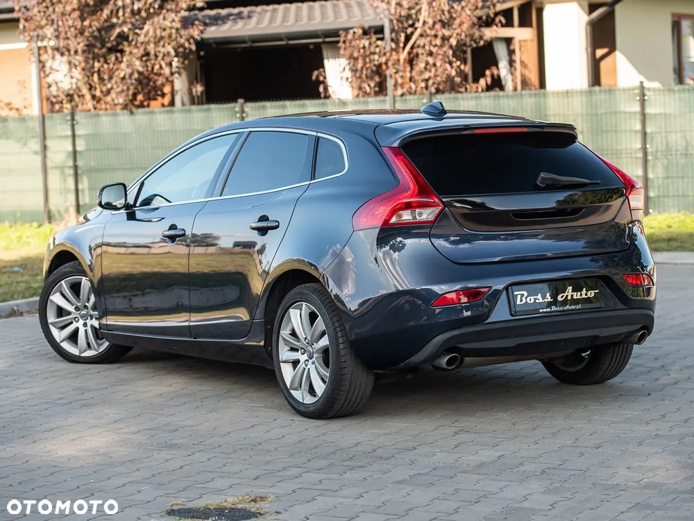 Volvo V40 D3 Geartronic Summum - 9