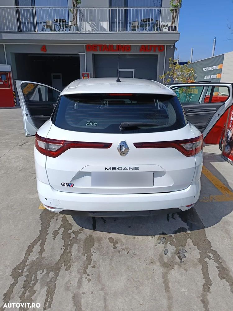 Renault Megane Blue dCi Zen - 11