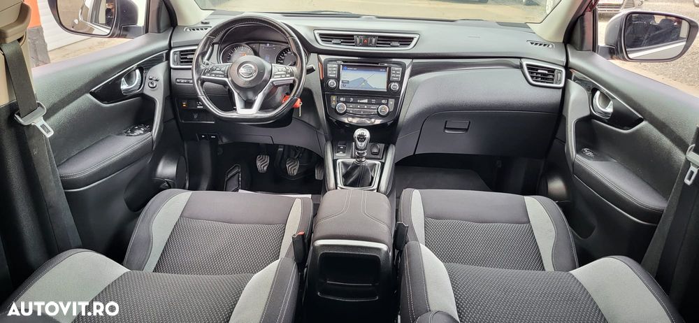 Nissan Qashqai - 4
