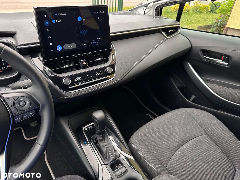 Toyota Corolla 1.8 Hybrid Comfort - 13