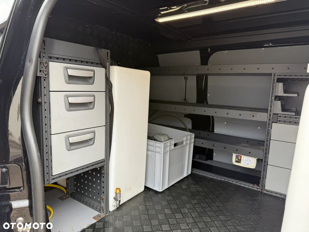 Peugeot Expert Jumpy Proace L2H1 - 17