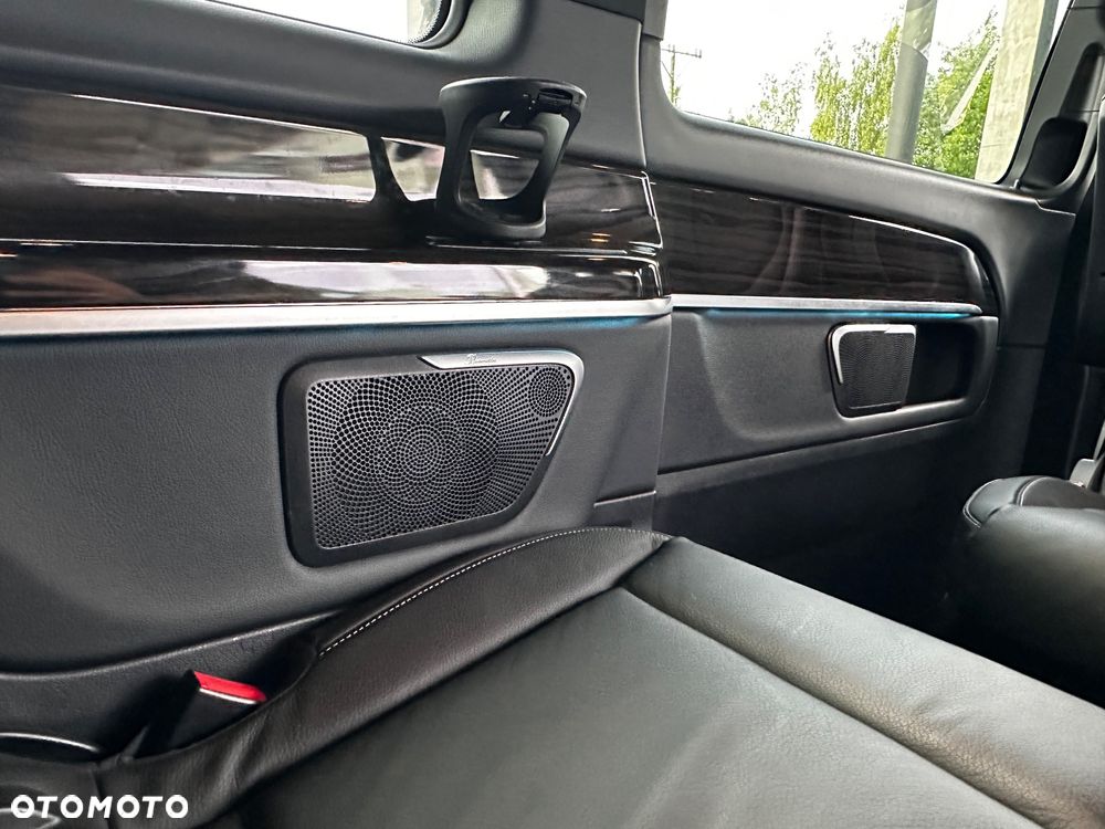 Mercedes-Benz EQV - 25