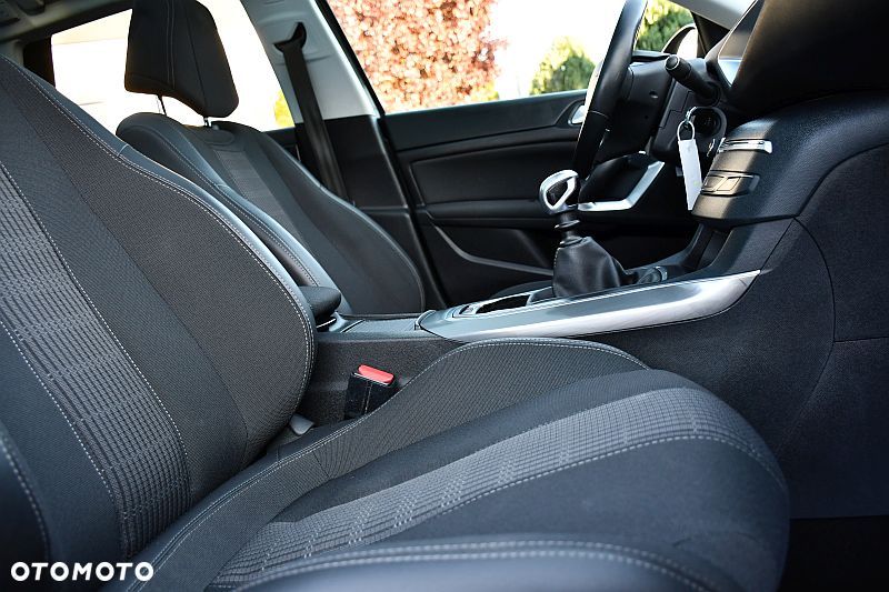 Peugeot 308 BlueHDi FAP 130 Stop & Start Allure - 25