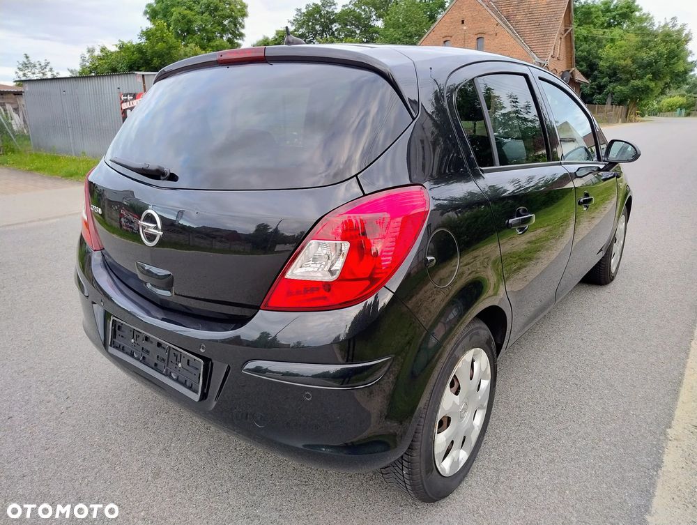 Opel Corsa 1.4 16V Navi - 4