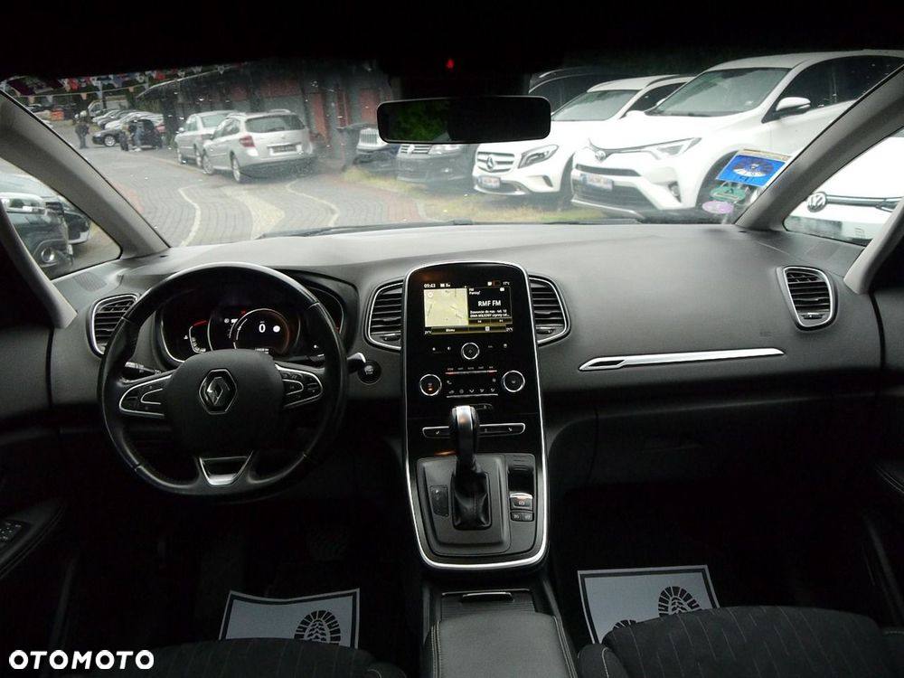 Renault Scenic ENERGY TCe 140 EDC LIMITED - 32