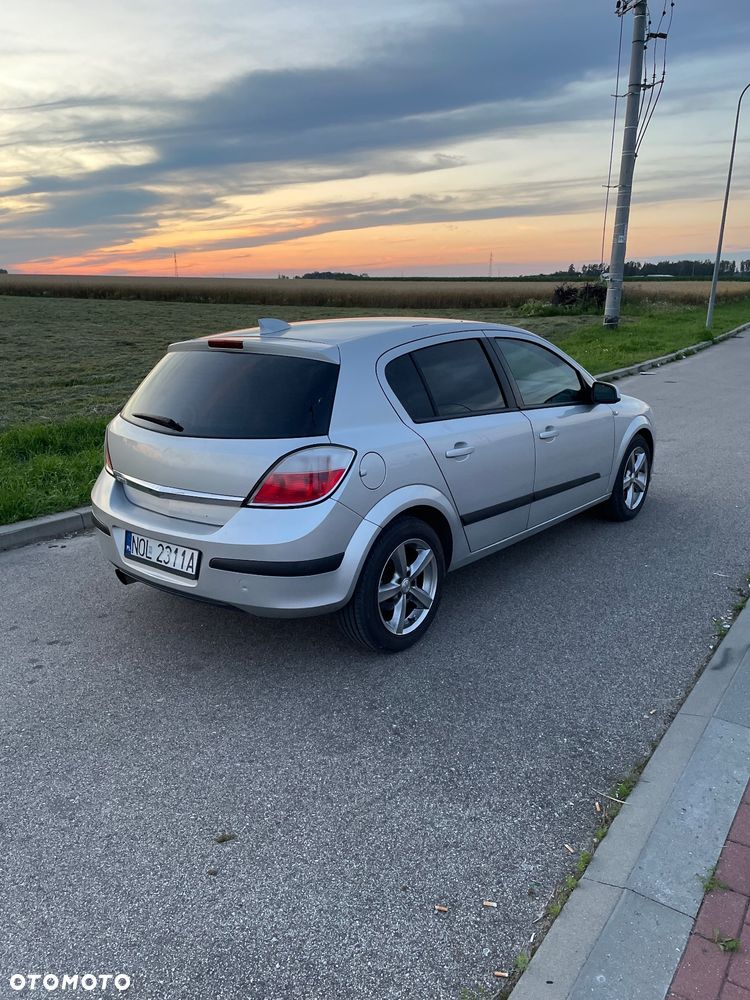 Opel Astra - 10