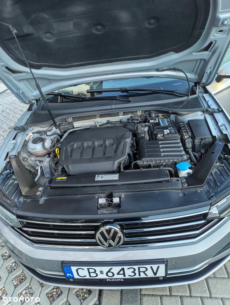 Volkswagen Passat 2.0 TSI Business DSG - 9