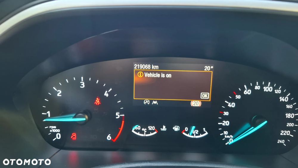 Ford Focus - 21