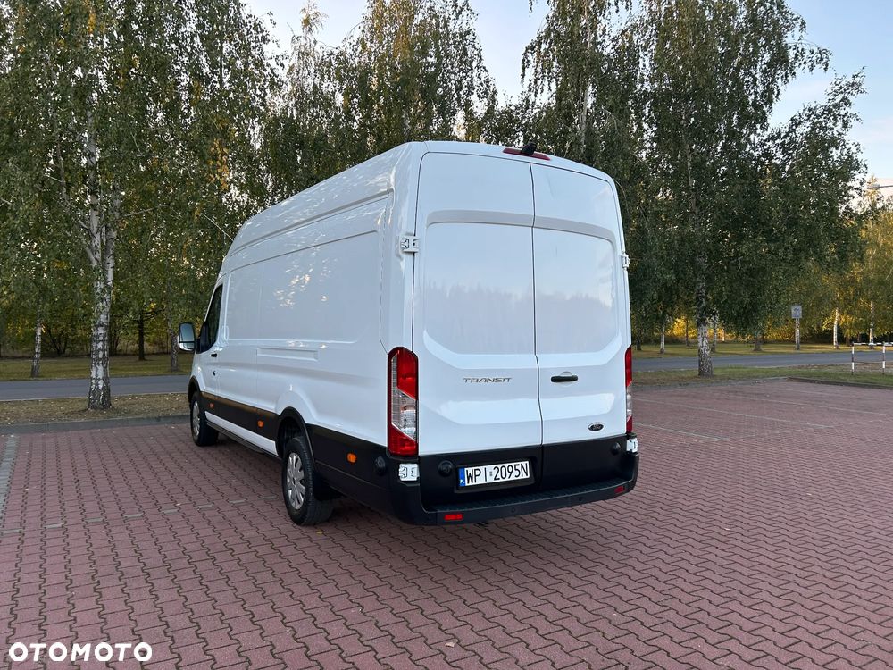 Ford Transit - 13