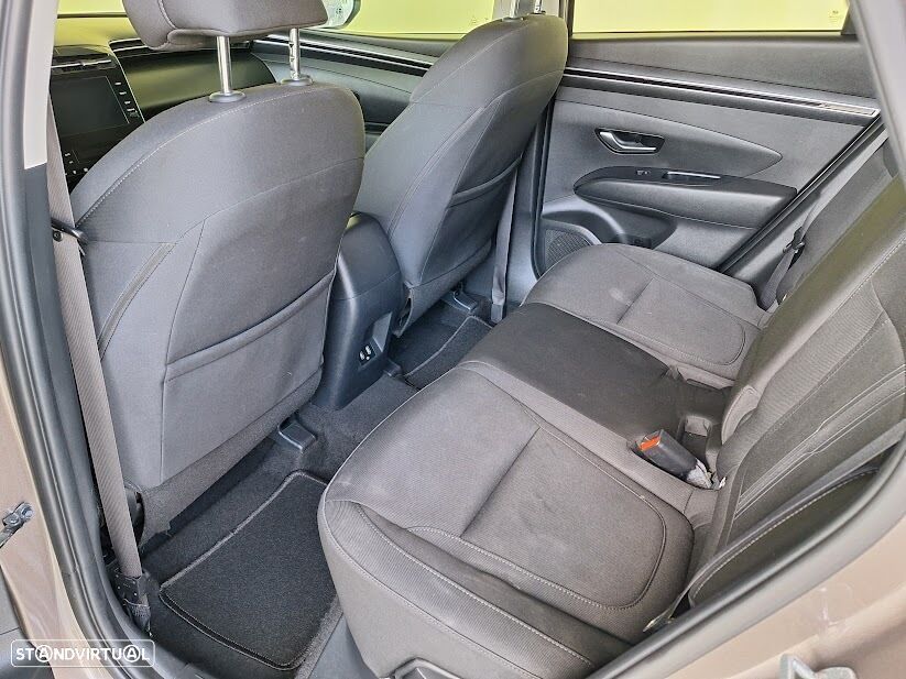 Hyundai Tucson 1.6 CRDi Premium - 8