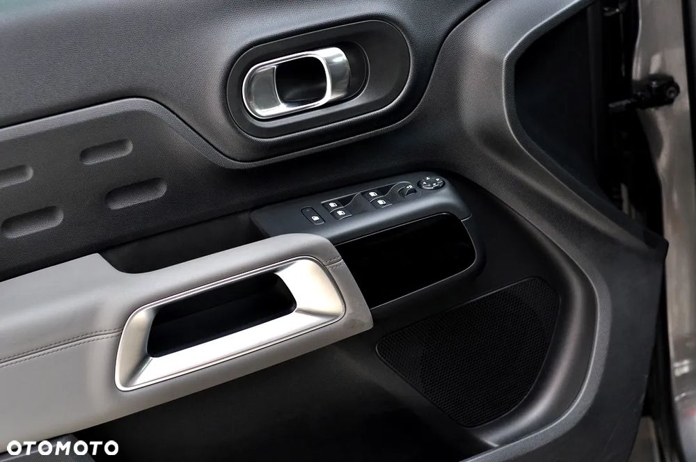 Citroën C5 Aircross 1.2 PureTech Shine EAT8 - 17