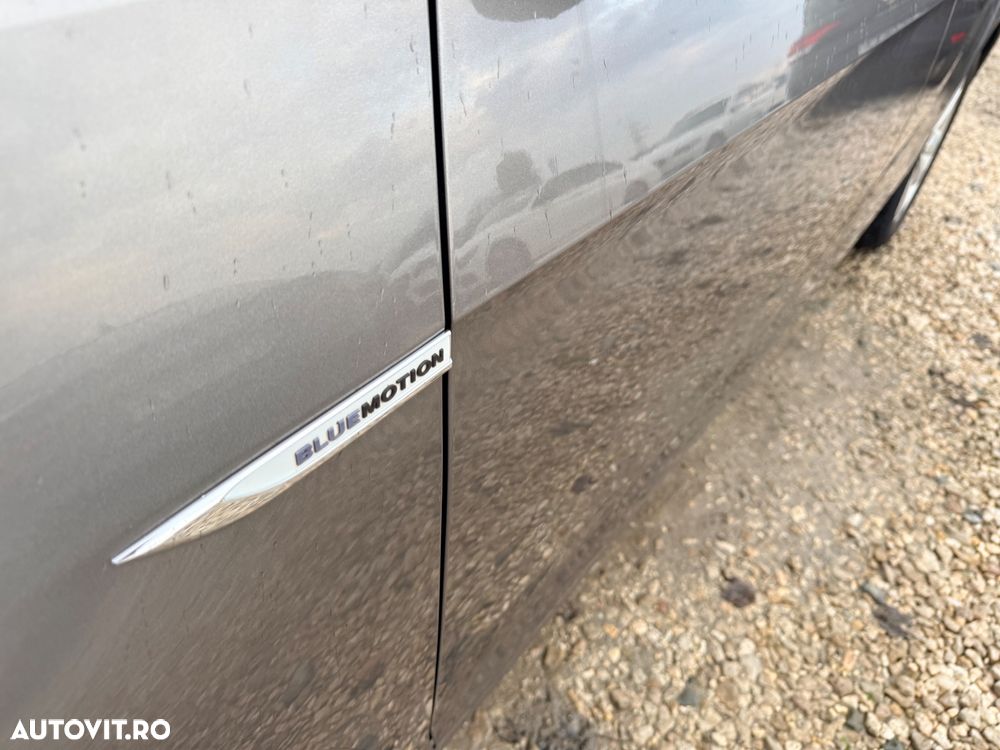 Volkswagen Golf 1.6 TDI (BlueMotion Technology) Trendline - 15