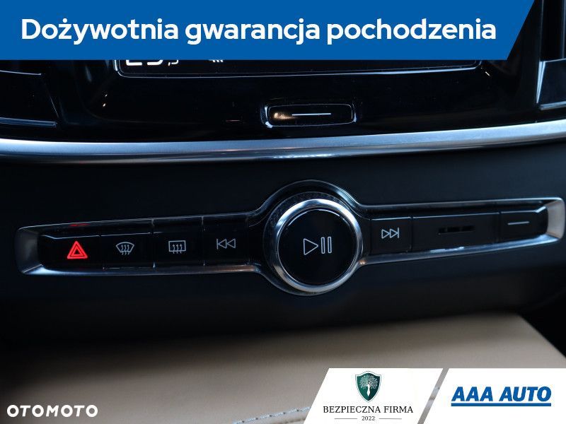 Volvo V90 Cross Country - 20