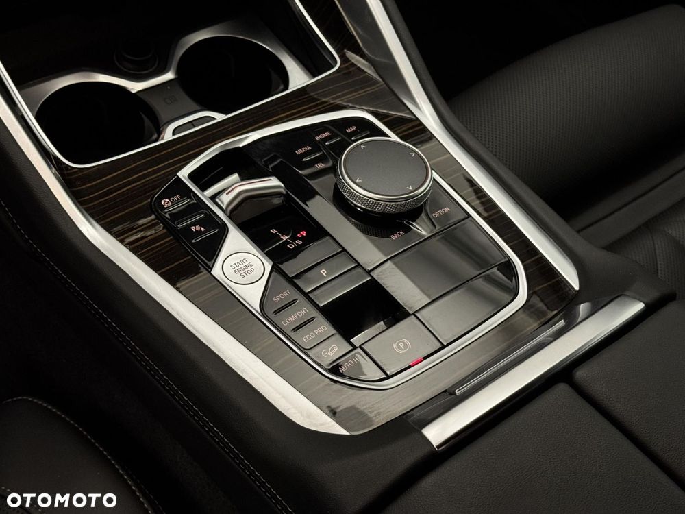 BMW X6 xDrive30d mHEV - 22