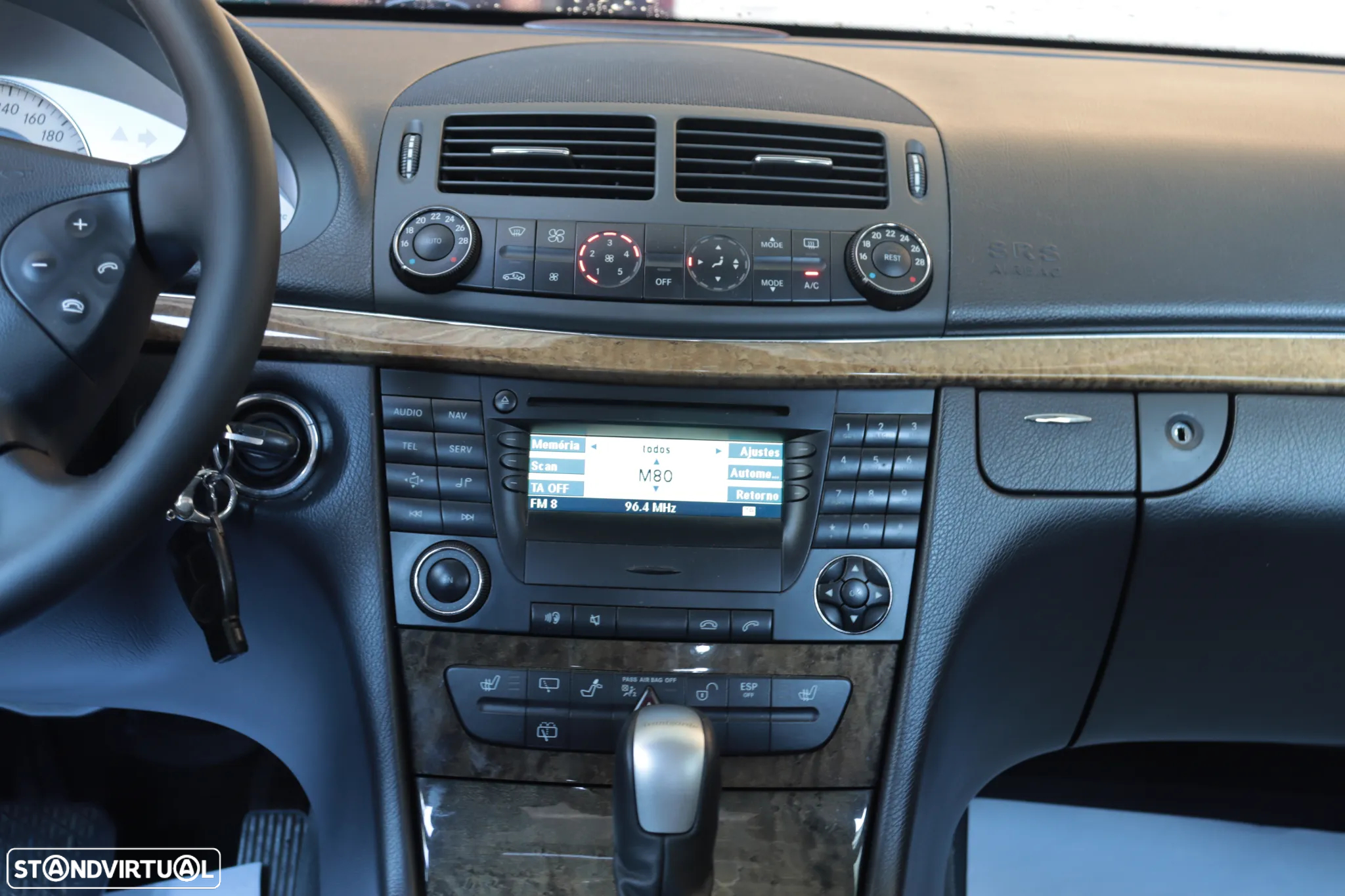 Mercedes-Benz E 220 CDi Avantgarde Aut. - 16