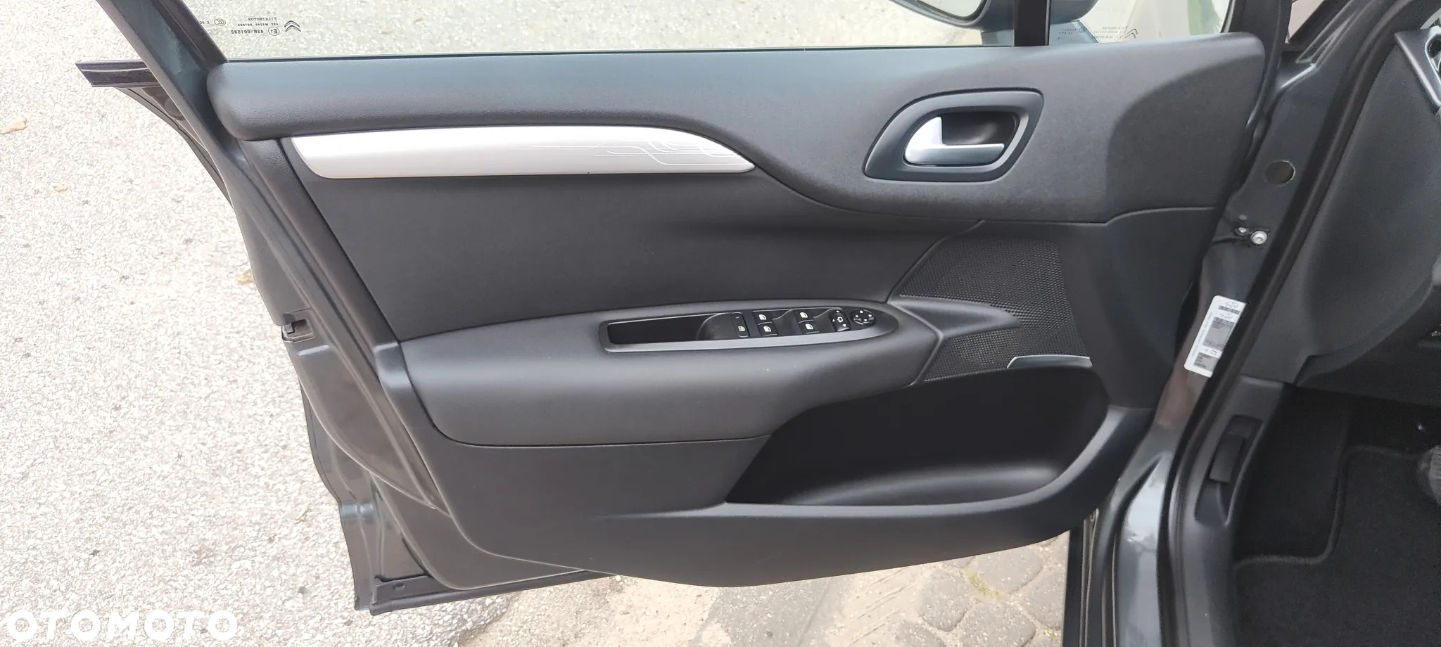 Citroën C4 1.6 VTi Attraction - 16