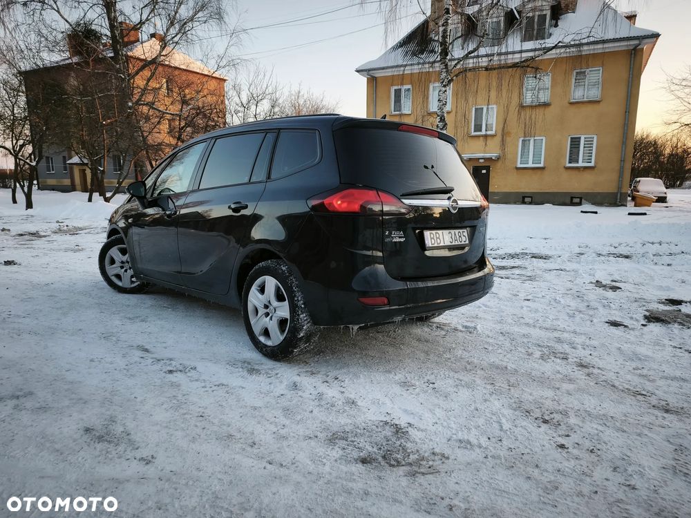 Opel Zafira - 4