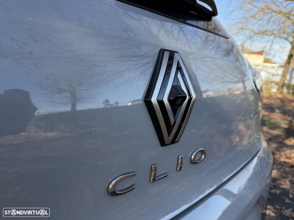 Renault Clio 1.0 TCe Techno Bi-Fuel - 16