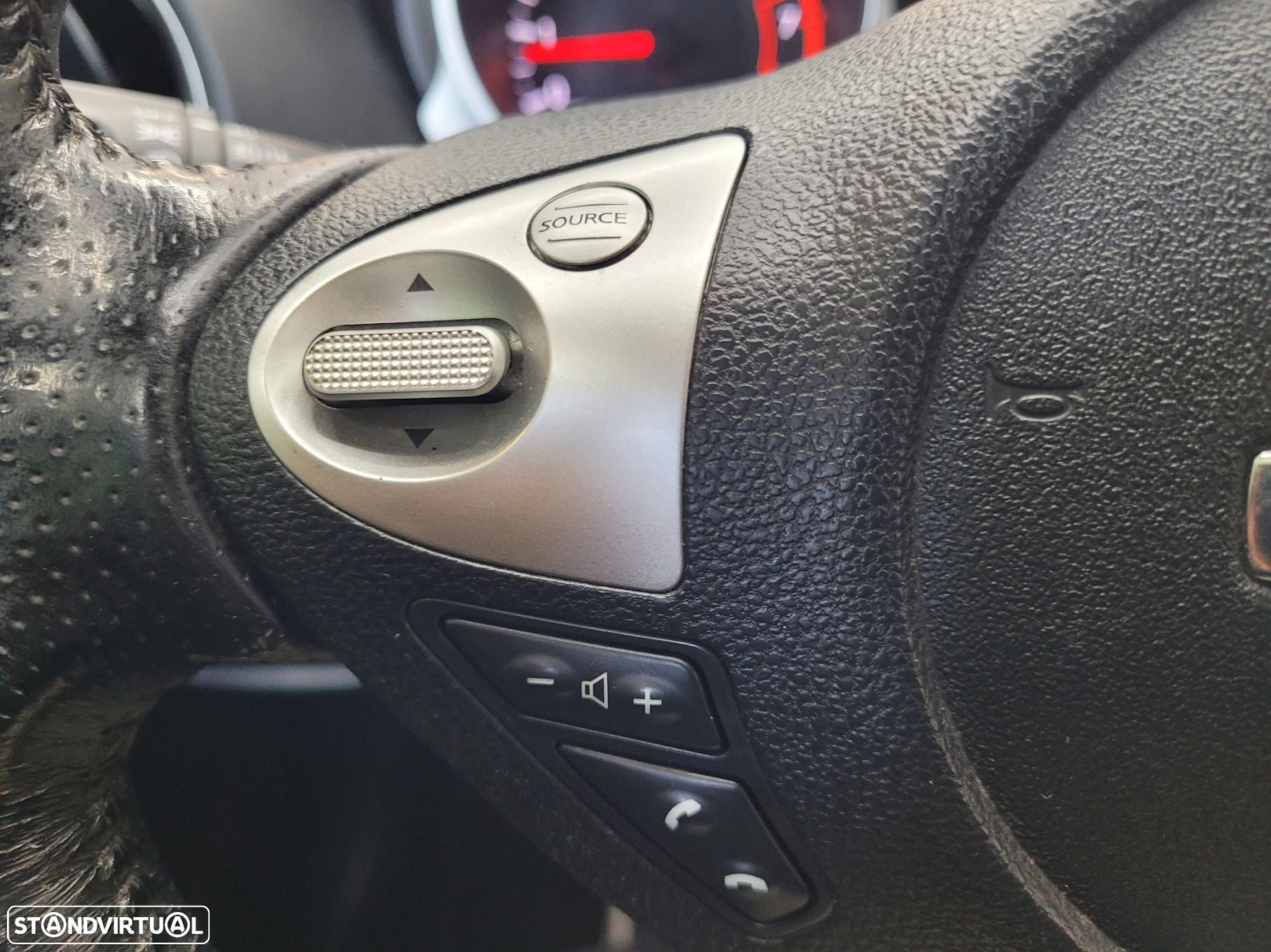 Nissan Juke 1.6 Eco Acenta Connect - 23