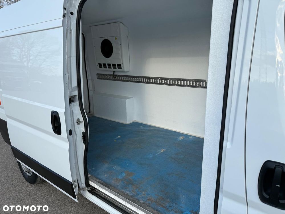 Fiat Ducato 2.3 150KM, L3H2, Chłodnia-Mroźnia, Winda, Bardzo zadbane - 20