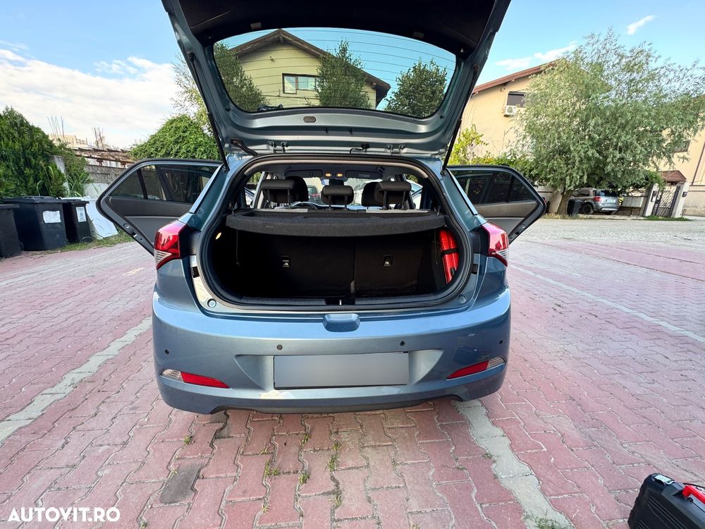 HYUNDAI i20 2015 — imagine 4
