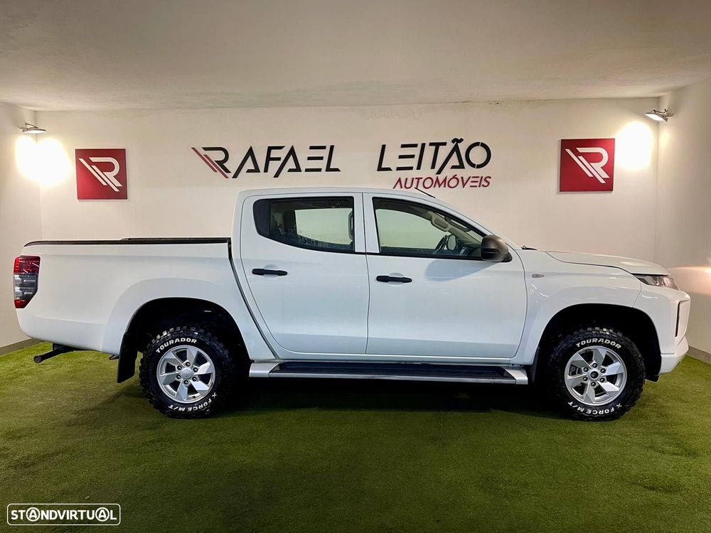 Mitsubishi L200 2.3 DI-D CD Invite Strakar Look 4WD - 6