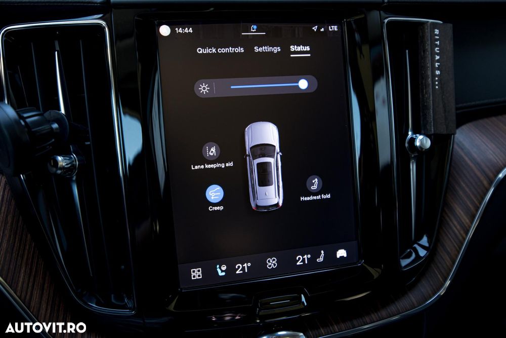 Volvo XC 60 T8 AWD AT PHEV Proiectat Polestar - 24