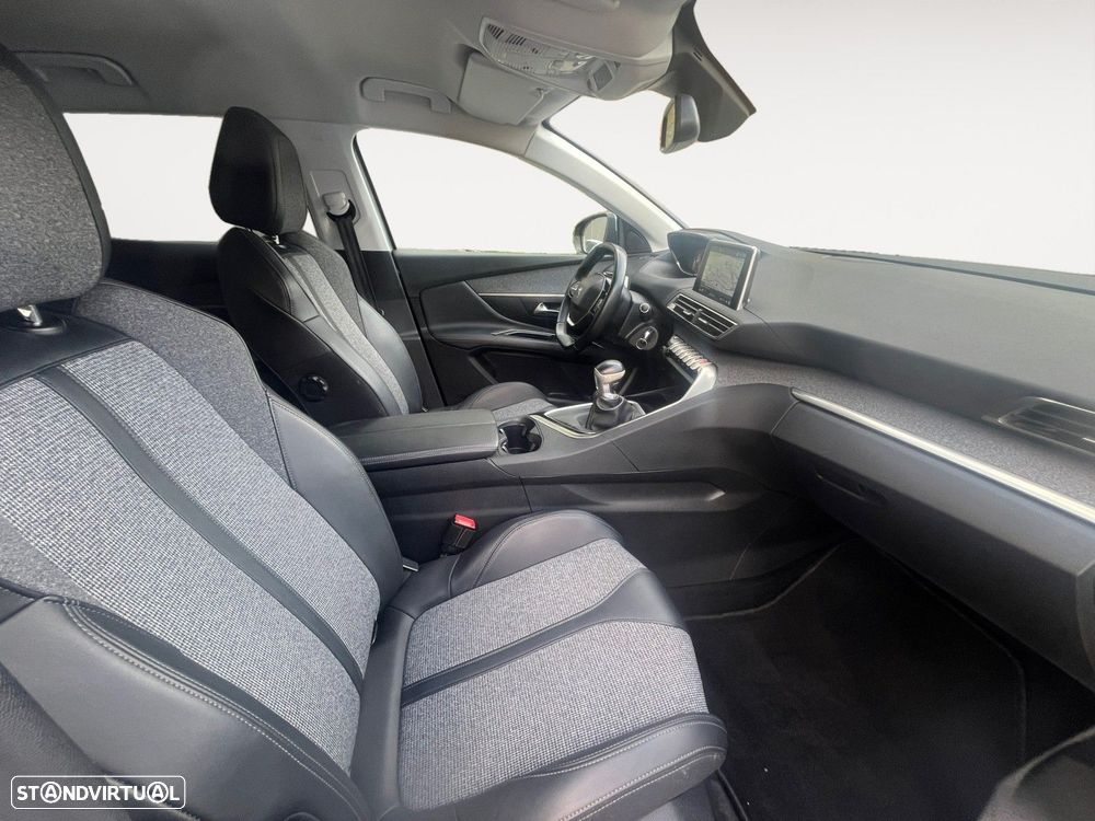 Peugeot 3008 1.5 BlueHDi Allure - 15