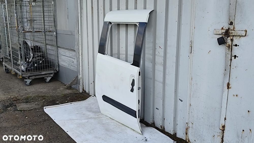 DRZWI BOCZNE PRZESUWNE PRAWE FIAT DOBLO II 2010- - 3