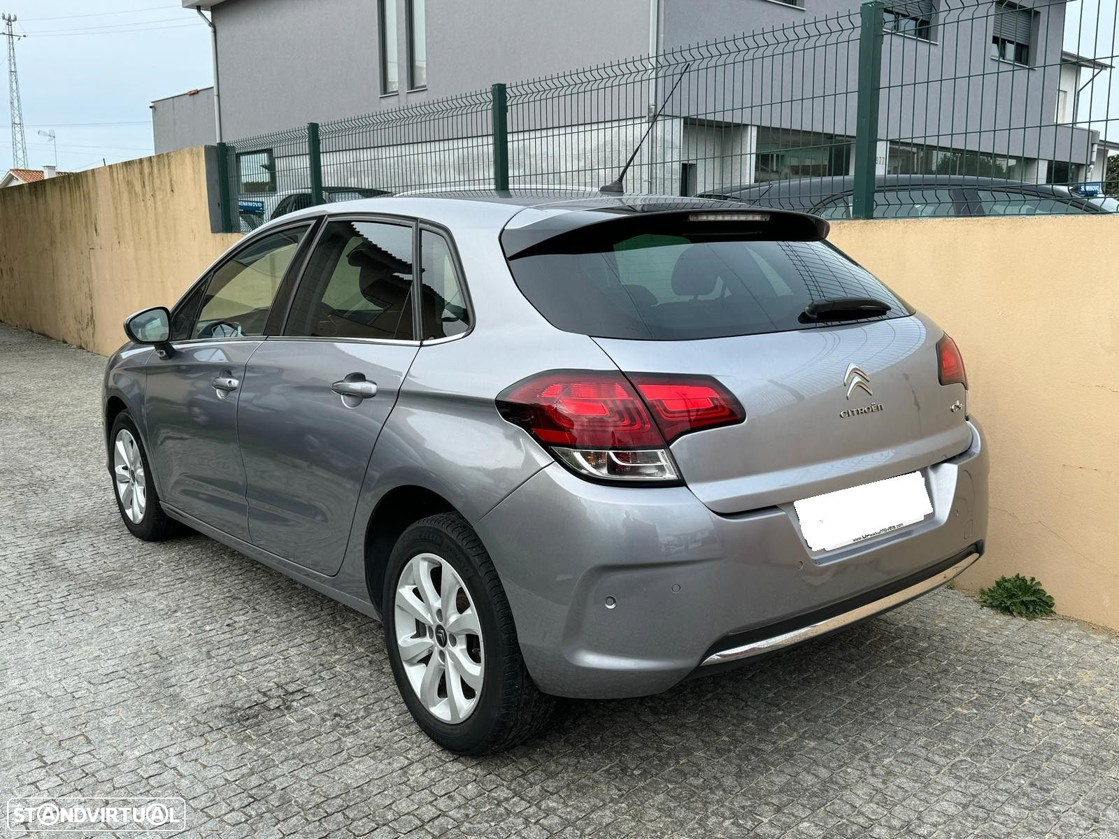 Citroën C4 1.6 BlueHDi Feel EAT6 - 2