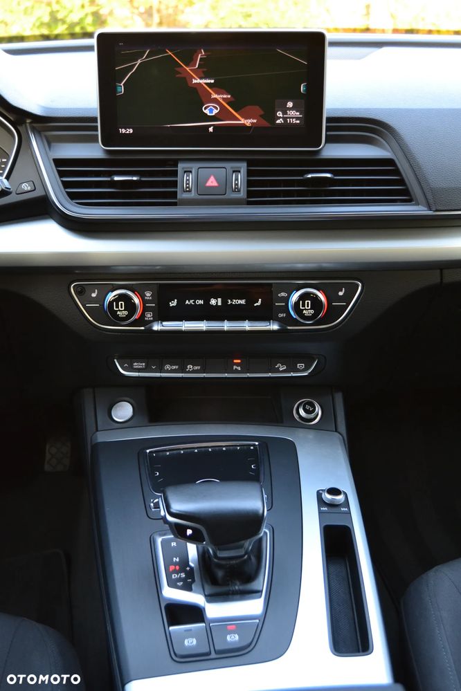 Audi Q5 2.0 TDI Quattro Design S tronic - 23
