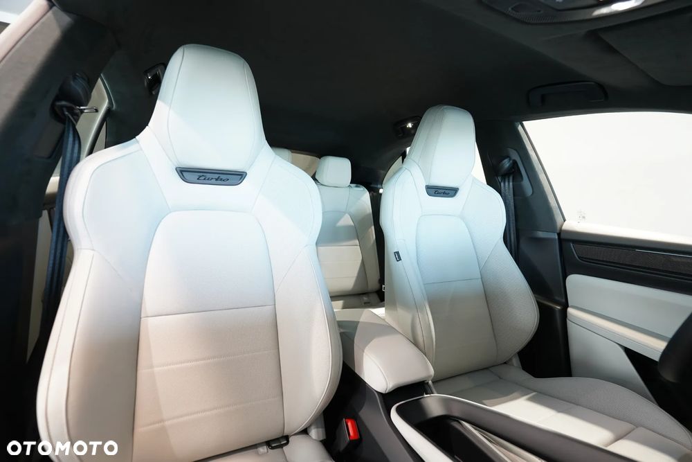 Porsche Macan Turbo 100kWh - 13