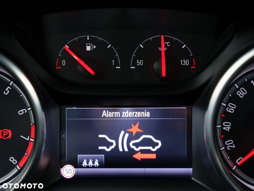 Opel Astra 1.6 Turbo Start/Stop Innovation - 33