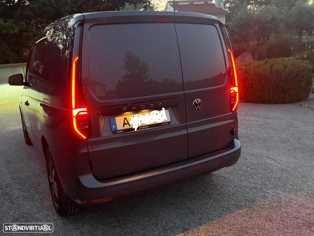 VW Caddy 25 2.0 TDI DSG - 26